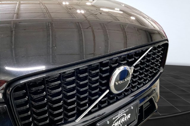 Certified 2025 Volvo XC60 B5 Core w/ Climate Package AWD/4WD image 31