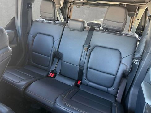 Certified 2022 Ford Bronco Badlands w/ Sasquatch Package image 22