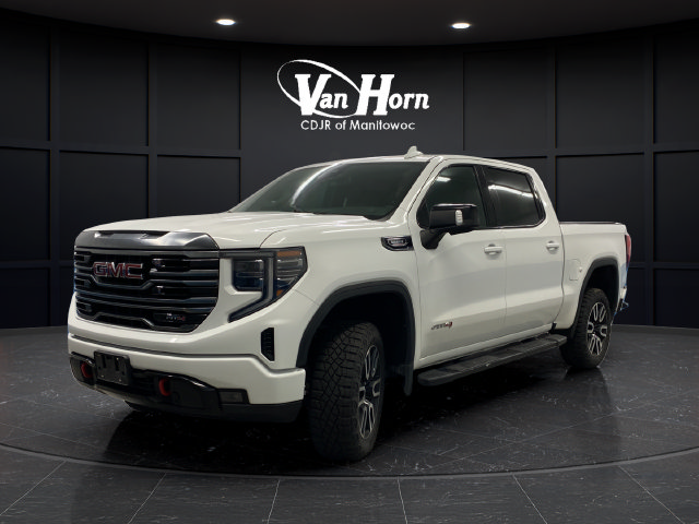 Used 2022 GMC Sierra 1500 AT4 w/ AT4 Preferred Package AWD/4WD image 3