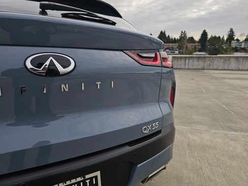 Used 2023 INFINITI QX55 Luxe w/ Cargo Package image 16