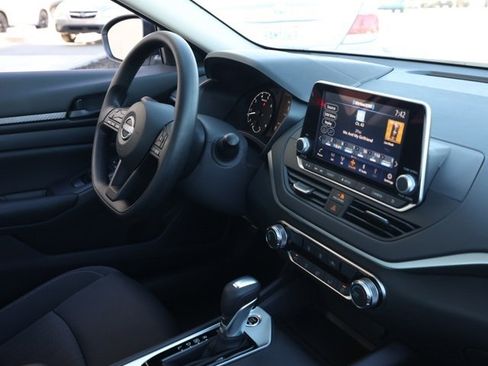 New 2025 Nissan Altima 2.5 S image 19