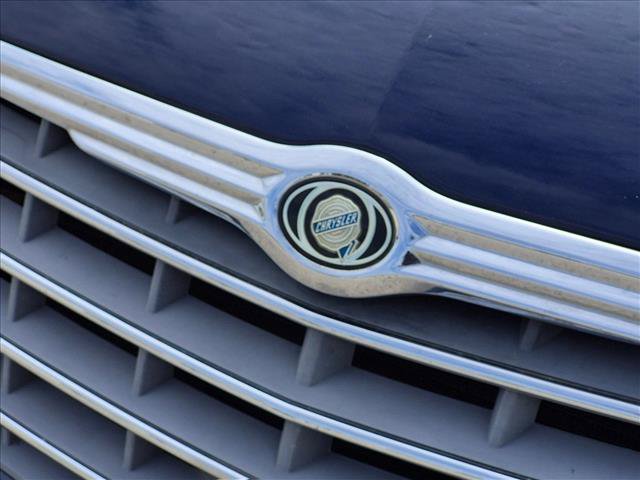Used 2006 Chrysler Pacifica Touring AWD/4WD image 9