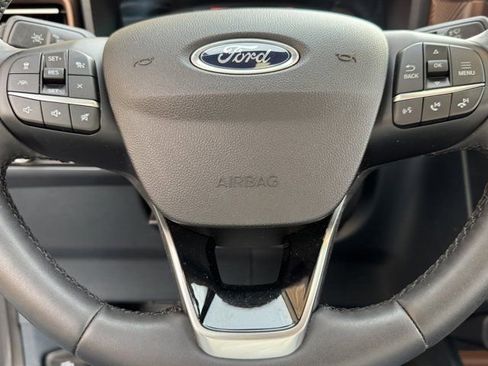Used 2024 Ford Maverick Lariat FWD image 18