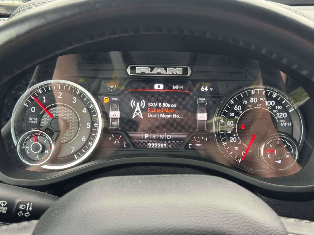 Used 2024 RAM 1500 Laramie AWD/4WD image 27