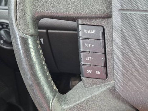 Used 2010 Ford Edge Limited FWD image 16