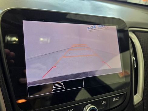 Used 2024 Chevrolet Malibu LT image 21