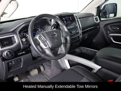 Used 2021 Nissan Titan SV w/ SV Convenience Package image 25