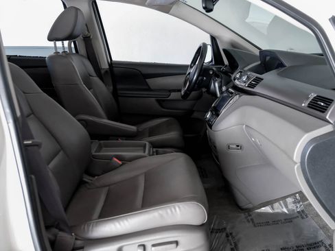 Used 2015 Honda Odyssey Touring image 34
