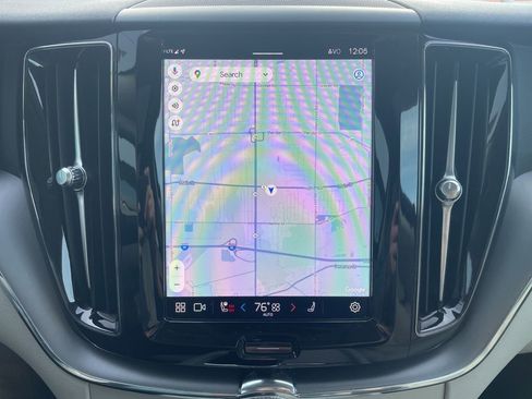 Certified 2024 Volvo XC60 B5 Core w/ Climate Package image 28