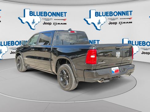 Used 2025 RAM 1500 Laramie w/ Laramie Southwest Edition AWD/4WD image 7