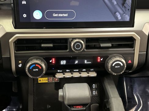 Used 2024 Toyota Tacoma TRD Off-Road w/ TRD Off Road Upgrade Package image 19