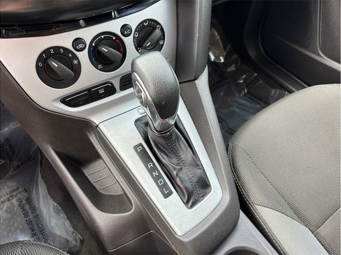 Used 2014 Ford Focus SE image 24