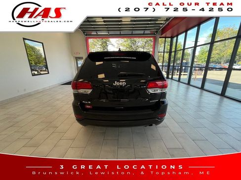 Used 2022 Jeep Grand Cherokee Laredo E AWD/4WD image 6
