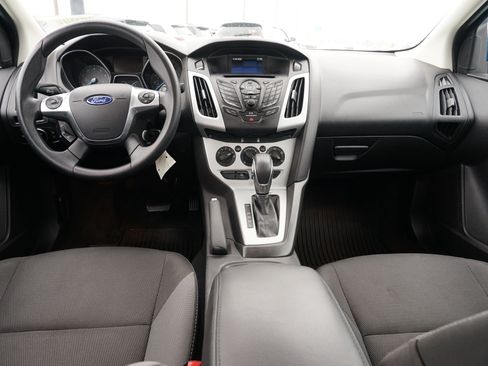 Used 2014 Ford Focus SE w/ SE Winter Package image 26