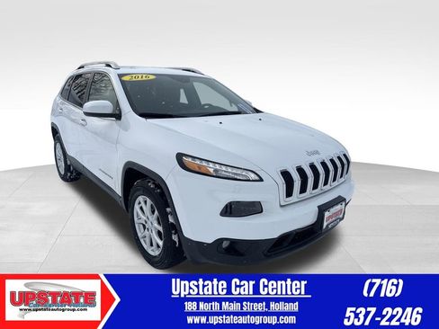 Used 2016 Jeep Cherokee Latitude image 1