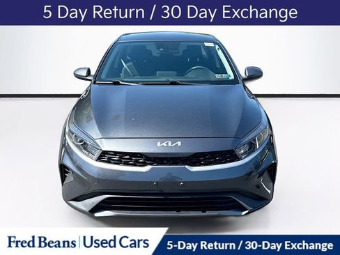 Used 2023 Kia Forte LXS FWD image 2