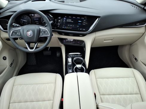 Certified 2022 Buick Envision Avenir w/ Technology Package II AWD/4WD image 8