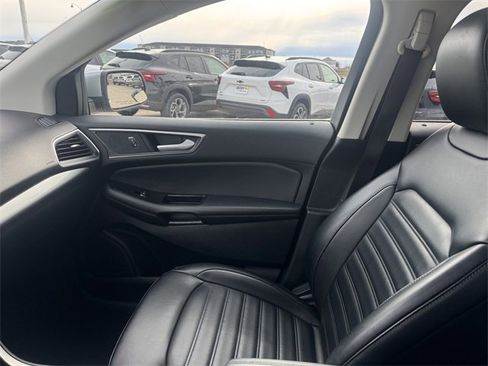 Used 2020 Ford Edge SEL w/ Convenience Package image 28