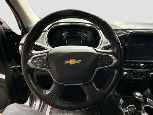 Used 2020 Chevrolet Traverse LT w/ LT Premium Package image 11