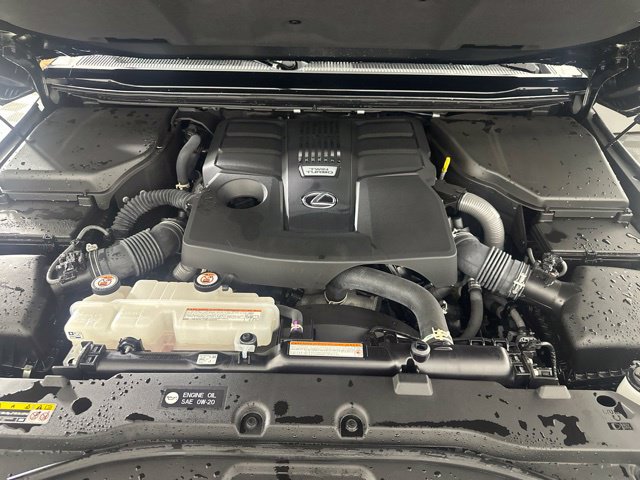 Used 2024 Lexus GX 550 w/ Accessory Package (2T) AWD/4WD image 16