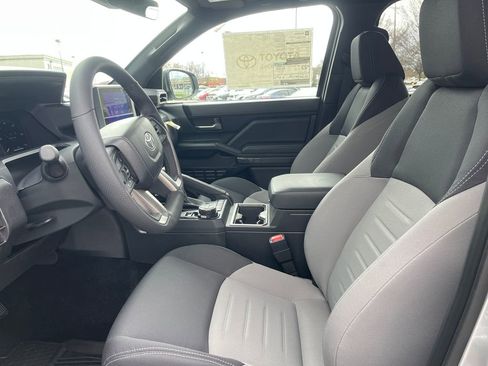 New 2025 Toyota Tacoma TRD Off-Road image 10