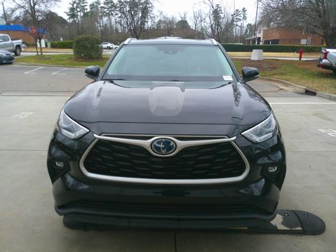 Used 2023 Toyota Highlander Bronze Edition image 44