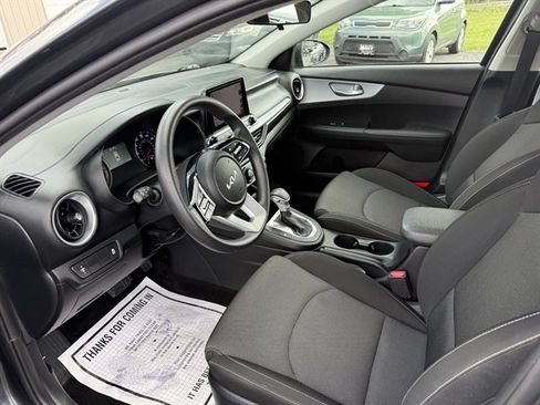 Used 2024 Kia Forte LXS FWD image 8