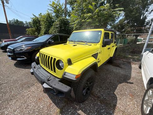 Used 2023 Jeep Wrangler Unlimited Sport AWD/4WD image 5