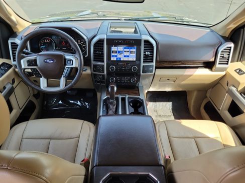 Used 2019 Ford F150 Lariat image 13