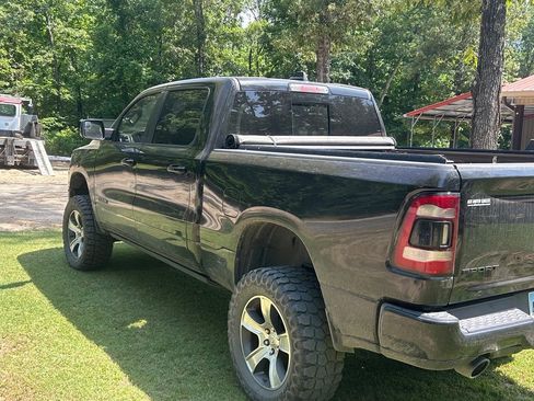 Used 2019 RAM 1500 Sport w/ Level 2 Equipment Group AWD/4WD image 13