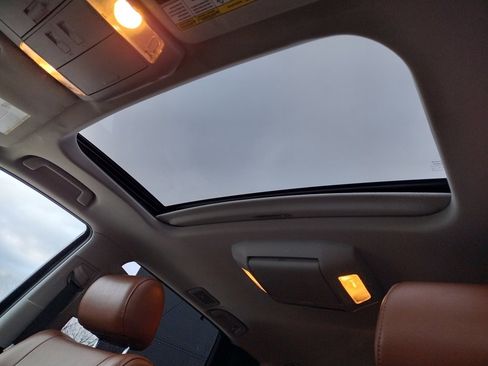 Used 2018 Toyota Sequoia Platinum w/ Preferred Accessory Package image 5