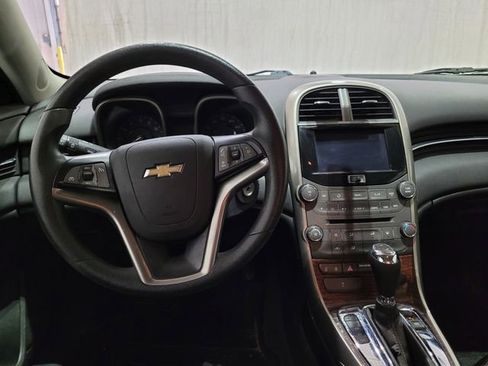 Used 2013 Chevrolet Malibu LT w/ Power Convenience Package image 4