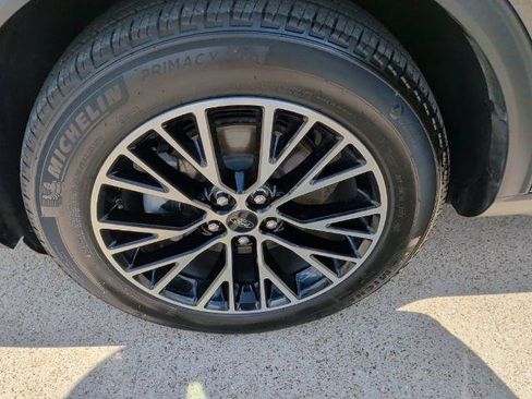 Certified 2026 Ford Escape SE FWD image 34