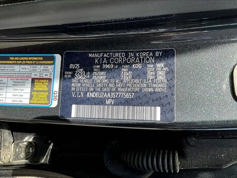 Used 2025 Kia Seltos S FWD image 20