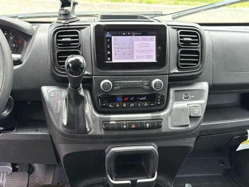 Used 2026 RAM ProMaster 2500 w/ Convenience Group FWD image 20