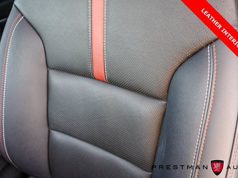 Used 2025 Chevrolet Traverse RS w/ LPO, Floor Liner Package AWD/4WD image 11