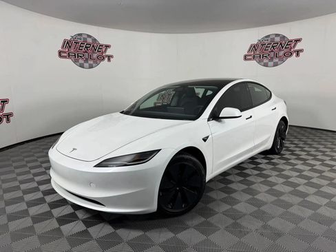 Used 2025 Tesla Model 3 Long Range RWD image 1
