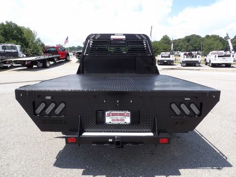 Used 2024 Chevrolet Silverado 3500 W/T w/ Snow Plow Prep Package AWD/4WD image 6