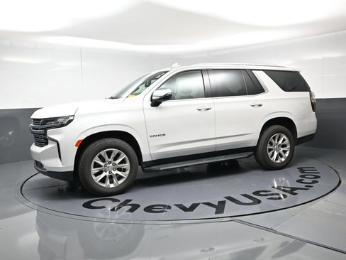 Used 2021 Chevrolet Tahoe Premier w/ Premium Package AWD/4WD image 6