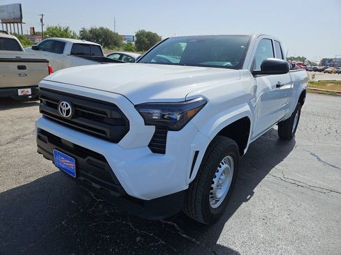 Used 2025 Toyota Tacoma SR RWD image 4