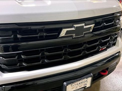 Used 2024 Chevrolet Silverado 1500 LT Trail Boss AWD/4WD image 11