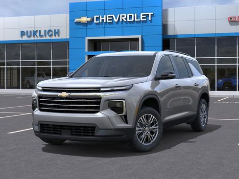 New 2026 Chevrolet Traverse LT w/ LPO, Floor Liner Package AWD/4WD image 6