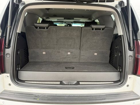 Used 2019 Chevrolet Tahoe Premier AWD/4WD image 17