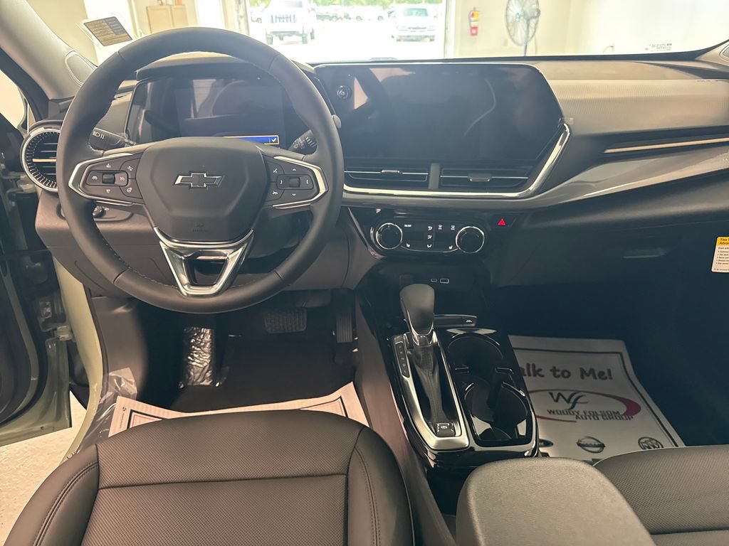 New 2026 Chevrolet Trax ACTIV w/ Driver Confidence Package FWD image 15
