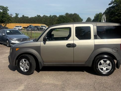 Used 2004 Honda Element EX image 3