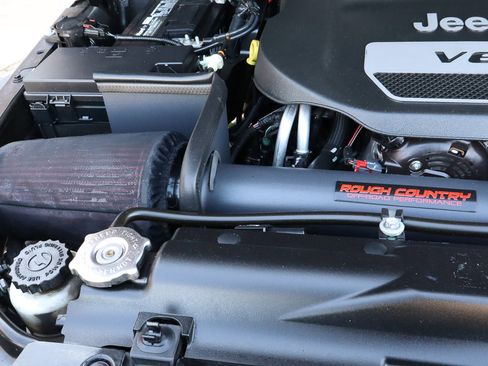 Used 2014 Jeep Wrangler Sahara w/ Connectivity Group image 24