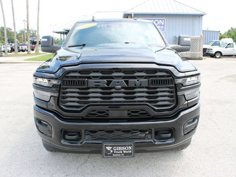 Used 2026 RAM 2500 Big Horn AWD/4WD image 2