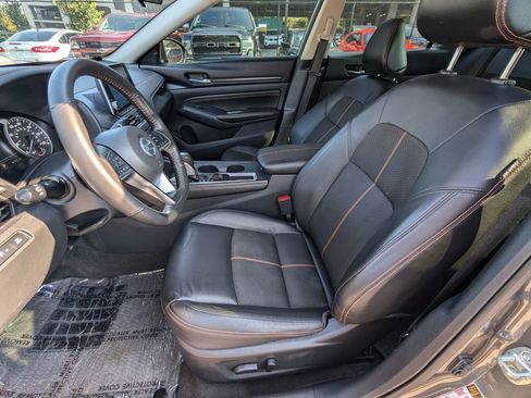 Used 2022 Nissan Altima 2.5 SR image 15