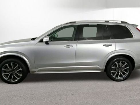Used 2019 Volvo XC90 T5 Momentum w/ Multimedia Package image 6