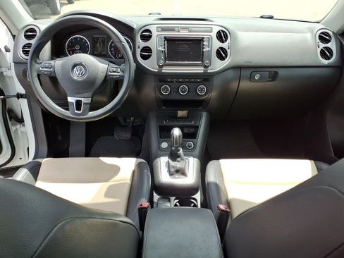 Used 2017 Volkswagen Tiguan Wolfsburg Edition AWD/4WD image 8